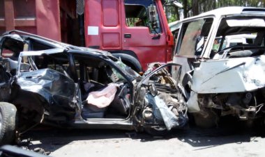 Kamonyi: Abantu 32 bakomerekeye mu mpanuka ikomeye y’imodoka