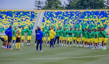 Amavubi yakoreye imyitozo kuri Stade nshya ya Huye