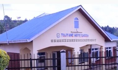 Huye: Babangamiwe na Service mbi bahabwa na SACCO y’umurenge wa Huye.