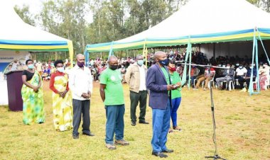 Haracyari imbogamizi ku baturage batanga ibitekerezo mu igenamigambi ry’ibikorwa