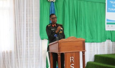 Gen. James Kabarebe arasaba urubyiruko kurwanya ingengabitekerezo ya Jenoside n’amacakubiri