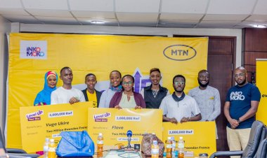 MTN ifatanyije na Inkomoko Rwanda bahembye imwe mu mishinga y’urubyiruko yahize indi