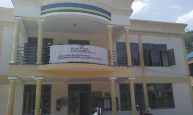 Rulindo:Barasaba ko agasantere kiswe ‘ku murambo’ kubera kuhicira abantu kahindurirwa izina.