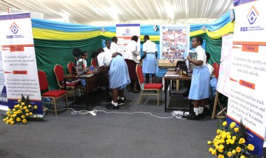 Mu bice by'icyaro abakobwa baracyatinya amasomo y'ikoranabuhanga na siyansi