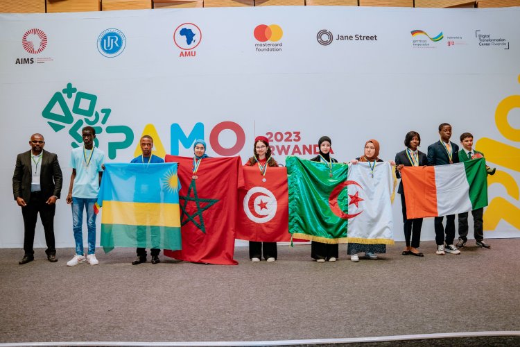 Minisiteri y’uburezi irasaba Abanyeshuri batsinze mu mibare kujya kwigisha abandi