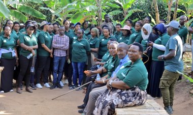 Rwamagana: Ba Mutima w'urugo basuye umuhora w'urugamba rwo kubohora igihugu (Amafoto)