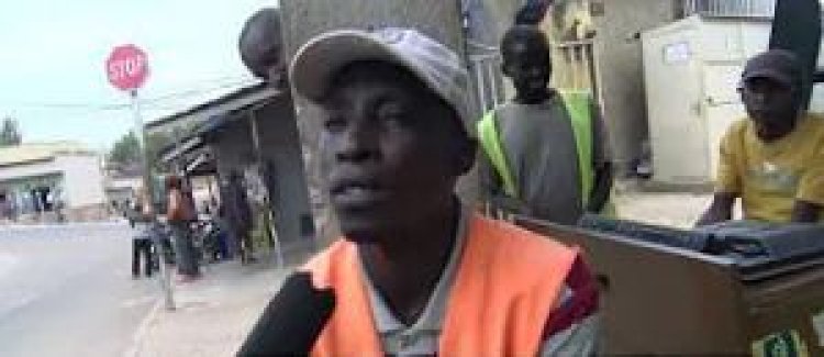 Citizens express concerns over the unfair practices of brokers