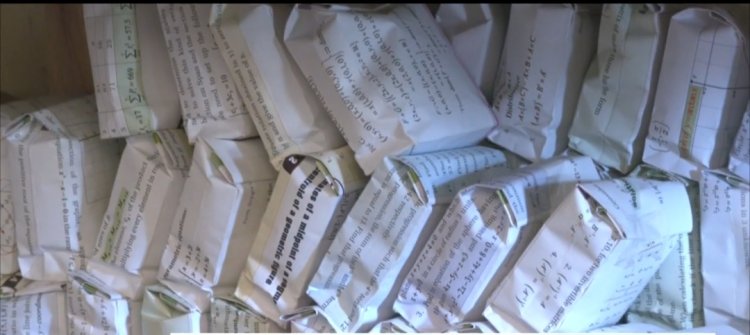 Abaturage batewe impungenge n'impapuro zifite umwanda zipfunyikwa mo ibiribwa