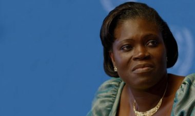 Uwahoze ari Perezida yangiwe kwiyamamaza, umugore we aratungurana!