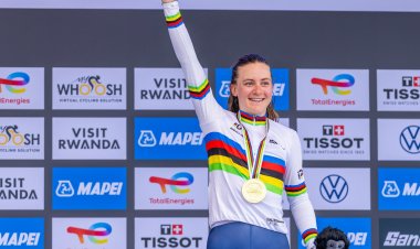 #UCI25: Umwongerezakazi Backstedt yegukanye umudali wa Zahabu, Abanyarwandakazi basoreza mu myanya ya nyuma ( amafoto)