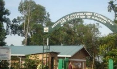 Ngoma: Barasaba leta guca inkoni izamba igafungura kaminuza ya INATEK n’iy’ubuvuzi zafunzwe .