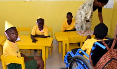 Abana bafite ubumuga bakomeje guhura n’inzitizi mu kugera ku burezi