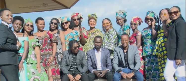 Abakora mu rwego rw'imideli n'imyambaro barashima aho uru rwego rugeze guhera mu myaka 30 ishize