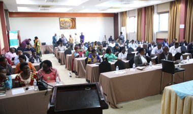 Urubyiruko rufite virusi itera SIDA abenshi bafite agahinda gakabije