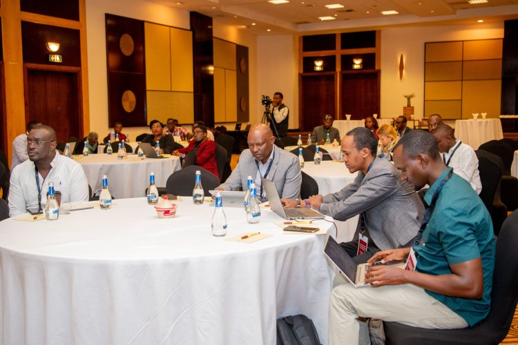 Hatangijwe gahunda yo kugabanya imyuka ihumanya itamara igihe mu kirere