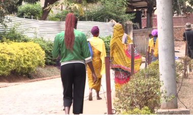 Gukeburana byasimbuwe na ntiteranya, hari ababibona ukundi