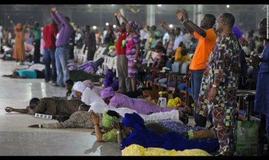 Hari abitwaza ijambo ry'Imana bagatuburira abantu