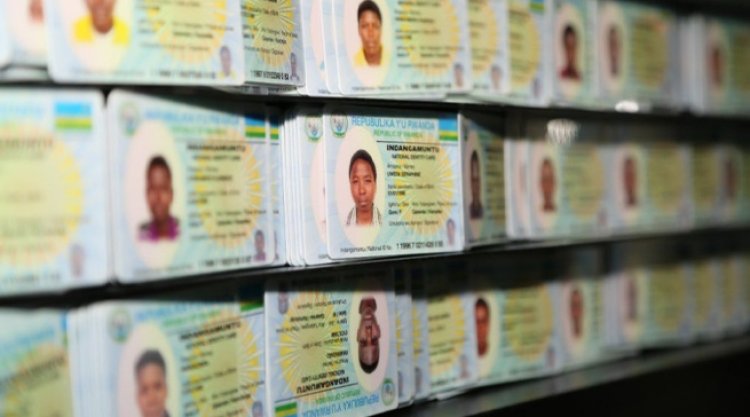 Hari abaturage batazi inzira yo kunyuramo bahinduza ifoto iri ku ndangamuntu, NIDA hari icyo ibivugaho