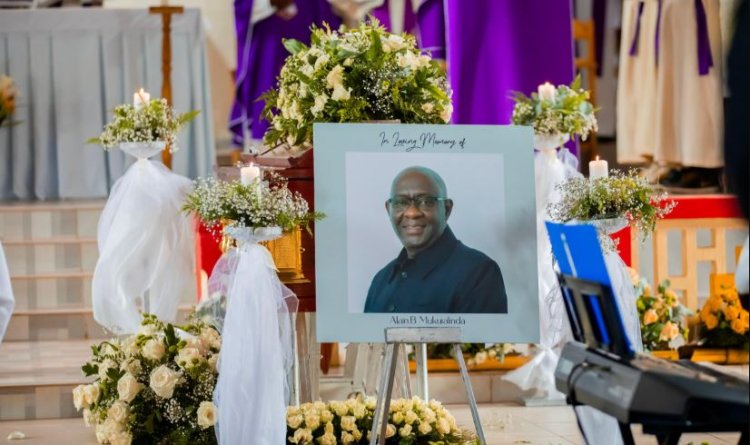 Alain Mukuralinda wari Umuvugizi wungirije wa Guverinoma y’u Rwanda yasezeweho bwanyuma (Amafoto)