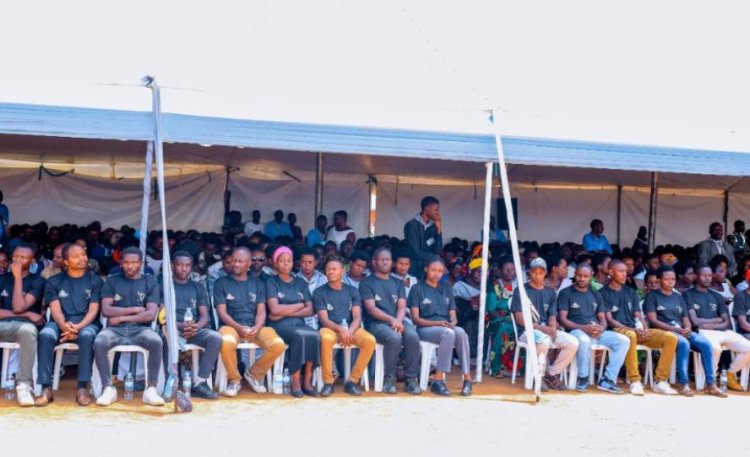 Abataragize amahirwe yo kugera mu ishuri bagorwa no kumenya amateka yaranze igihugu