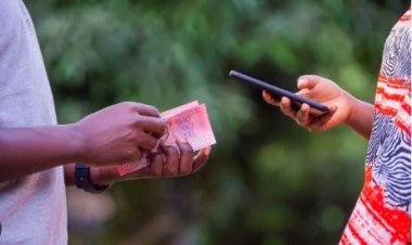 Barasaba ko ibiciro byo guhererekanya amafaranga mu buryo bw'ikoranabuhanga byagabanywa