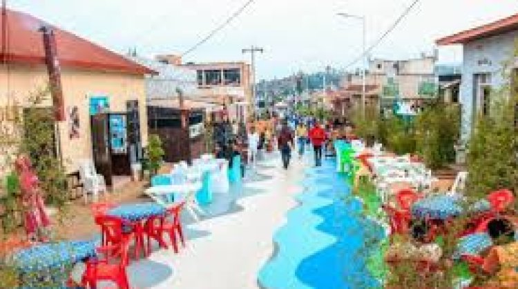 Abakorera n'abagana ahazwi nko mu Marangi bagorwa no kubona ubwiherero