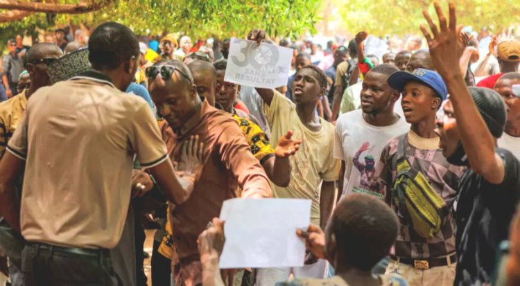 Abahoze bayobora amashyaka yaseshwe batangiye urugamba rw’amategeko