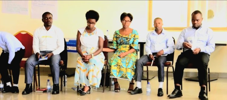 Abayobozi b'amadini n'amatorero bari kwigishwa uko bahosha amakimbirane badateje andi