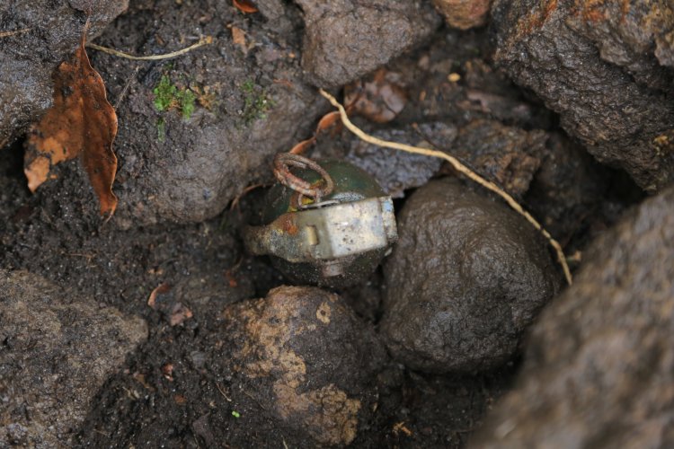 Musanze: Grenade n’imyambaro ya gisirikare byabonetse mu rugo rw’umuturage