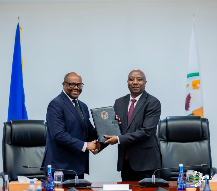 Minisitiri Dr. Nsengiyumva yahererekanye ububasha na Dr Ngirente