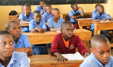 Gahunda Nzamurabushobozi: Minisitiri  asaba abanyeshuri gukoresha neza amahirwe bahawe