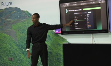 Hatangijwe ikigo kizahugurirwamo impuguke mu by’umutekano w’ikoranabuhanga