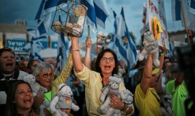 Croix-Rouge yerekeje muri Gaza kwakira imbohe zikiri nzima, mugihe hitegurwa gusinya amasezerano y'amahoro hagati ya Hamas na Israeli