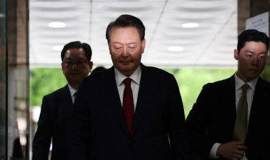 Uwahoze ari Perezida wa Korea y’Epfo arashinjwa kugambanira igihugu