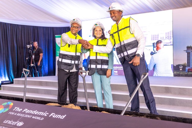 U Rwanda rwatangiye kubaka Laboratwari izifashishwa mu guhashya indwara zikomoka ku nyamaswa