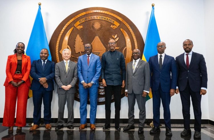 Kagame yakiriye itsinda rya Banki y’Isi baganira ku bufatanye mu mishinga y’iterambere