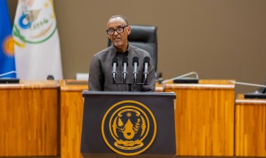 Amwe mu mafoto yaranze umuhango wo kwakira indahiro z'abayobozi bashya baherutse gushyirwa mu myanya