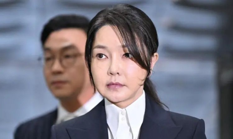 Korea y'Epfo: Umugore w'uwahoze ari Perezida nawe yakatiwe  gufungwa