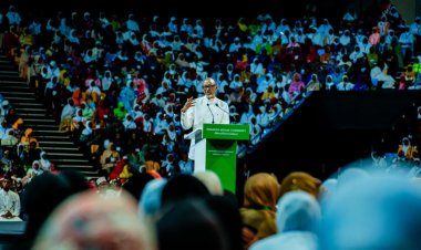 Perezida Kagame yashimangiye ko Leta itazihanganira amadini asahura abaturage