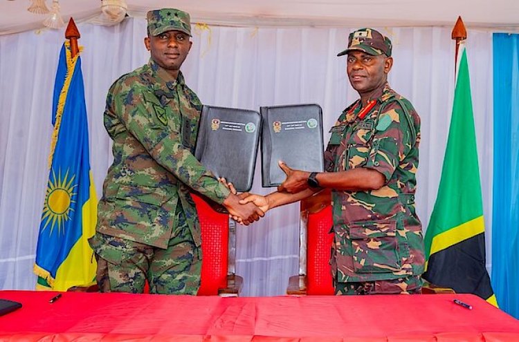 Ingabo z'u Rwanda n'iza Tanzania basuzumye ibibazo bikigaragara ku mipaka ihuza ibihugu byombi 