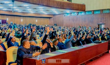 Inteko Ishinga Amategeko ya RDC yatesheje agaciro ubusabe bwo kweguza Minisitiri Jacquemain Shabani