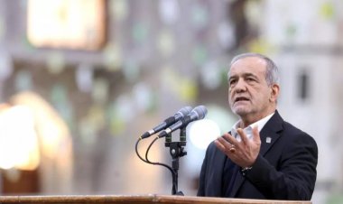 Iran yamaganye icyemezo cya Amerika mu muhora wa Hormuz cyatumye ibiciro bya peteroli bikomeza kuzamuka cyane