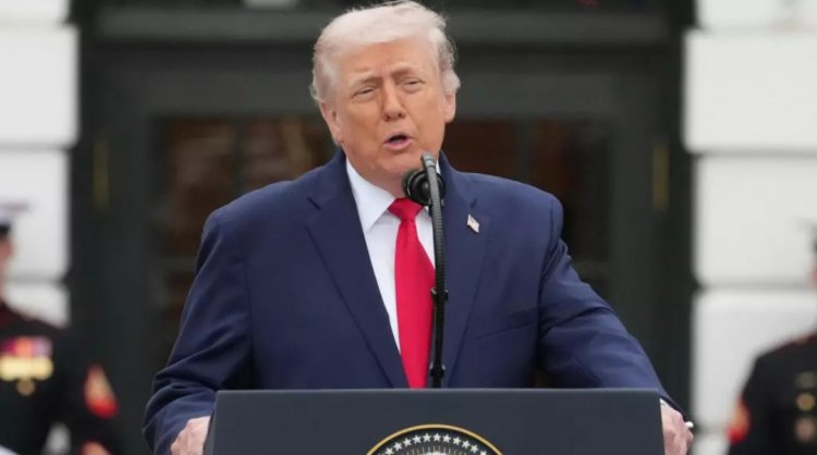 Perezida Trump yasabye ko hafatwa ingamba zo gukomeza gufunga ibyambu bya Iran mu muhora wa Hormuz