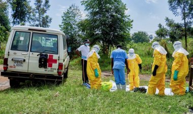 Minisitiri w’Ubuzima yasabye abava muri RDC na Uganda kubahiriza ingamba zo kwirinda Ebola