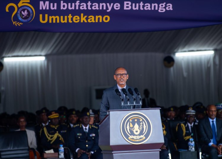 Perezida Kagame yahaye umukoro Polisi y’u Rwanda, ayisaba guhangana n’ibyaha  ikorwa ryabyo rihinduka buri munsi