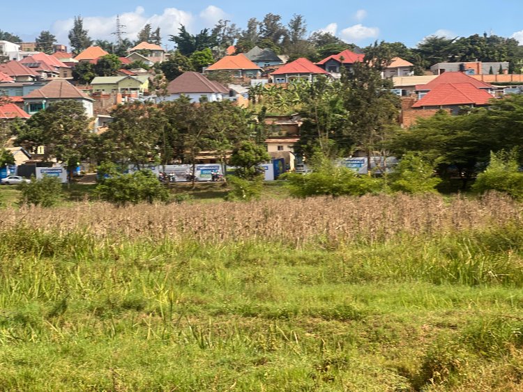 Ikigo cy'ubutaka kigiye kongera abakozi kubera ubukererwe mu gutanga serivisi z’ubutaka