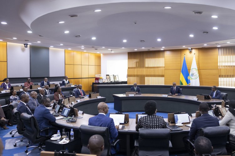 Impinduka zikomeye muri Guverinoma: Minisiteri y’Ibikorwaremezo n’iy’Ubucuruzi n’Inganda mu hashyizwe abayobozi bashya